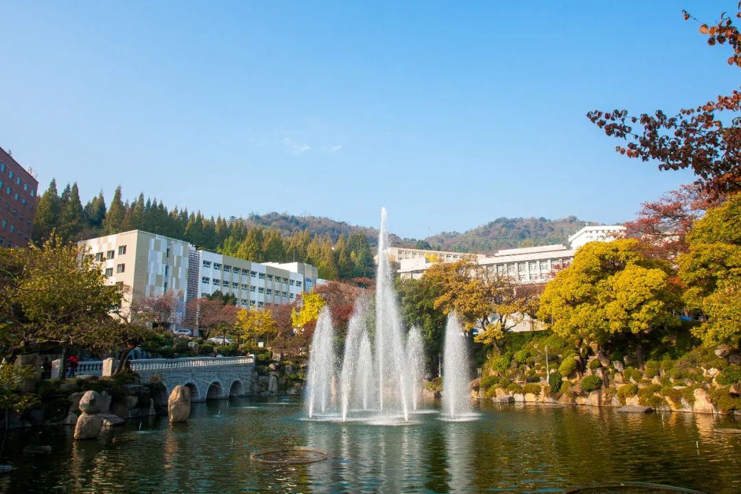 韩国庆南大学